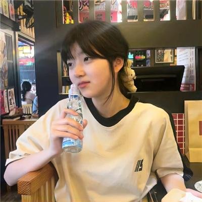 靠偷听女儿心声我成了包租婆